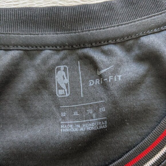 AUTHENTIC Chicago Bulls Nike Blank Jersey - Picture 4 of 9